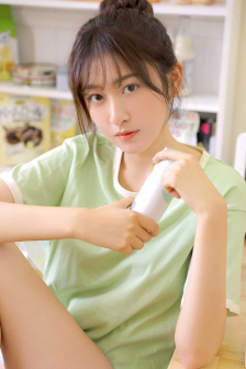 扶着美妇的臀从后沉入